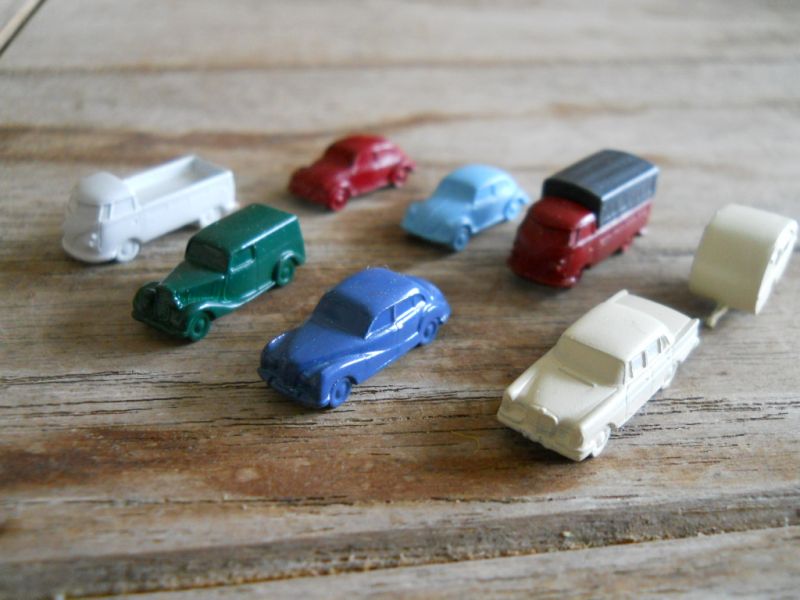 Set of Z Scale 70 Years cars