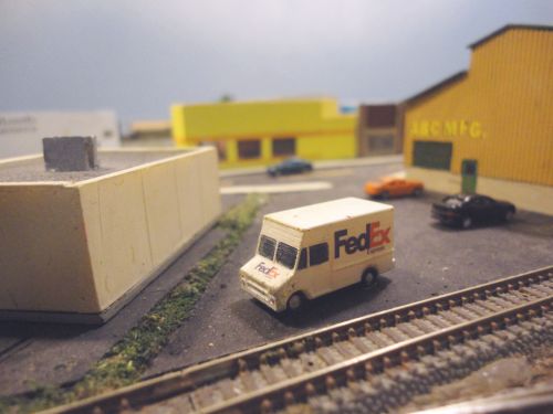 FedEx comes to Zeetown,MI.