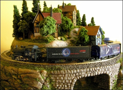 Micro Layout Still Waiting for Peeps
