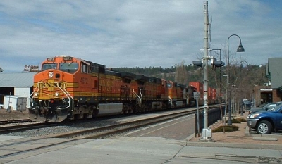 BNSF 4672  at Flagstaff