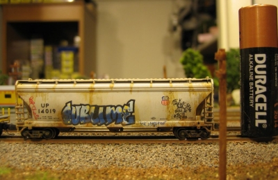 AZL Hopper with Graffitti and Weathering