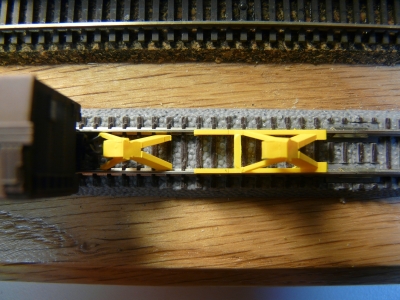 Walthers N scale bumpers for Z scale