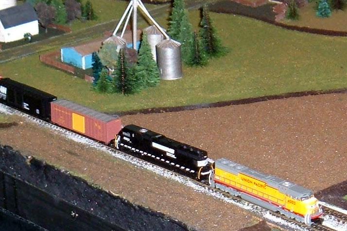 SD 70 and new Boxcar