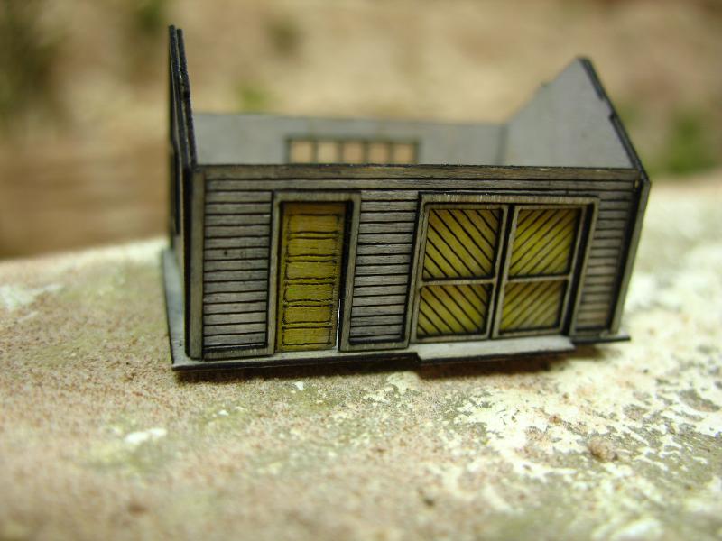 Light weathering and yellow pencil doors